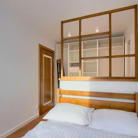 アパートホテル In - River House