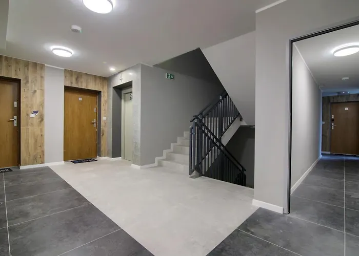 In - River House * シュチェチン