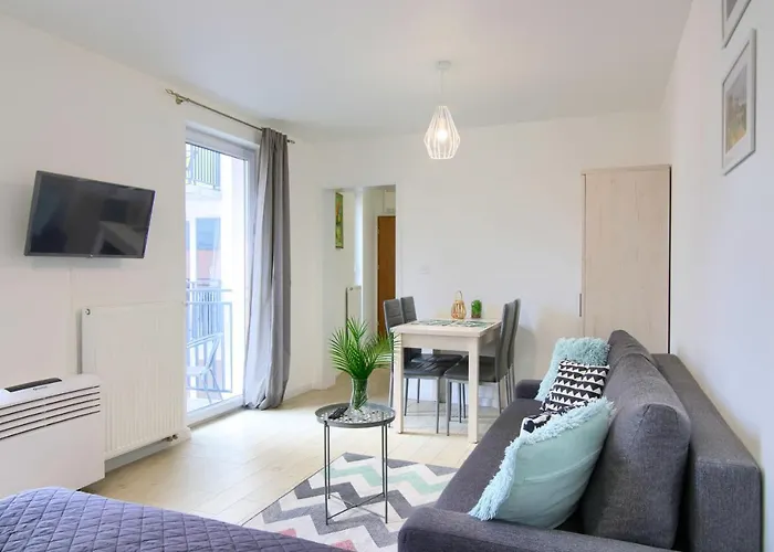 In - River House * Szczecin